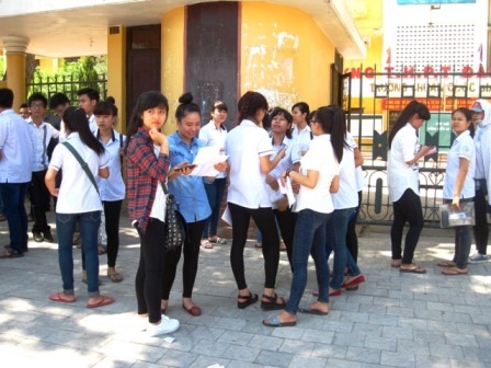 Nhiều thí sinh bỏ thi vì ốm