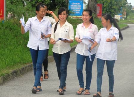 Thí sinh dự thi tại trường ĐH Hồng Đức. (Ảnh: Duy Tuyên)