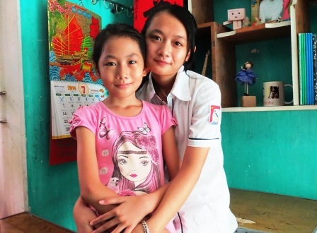 Thủy và em gái rất thân thiết với nhau