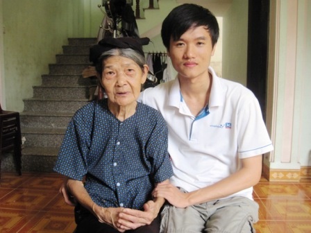 Chàng trai đất học vừa học giỏi, vừa đảm đang