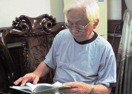 Trong ngày Tết Độc lập, ông Phạm Phú Thang tìm lại những bài thơ kỷ niệm mình đã viết về Bác Hồ.