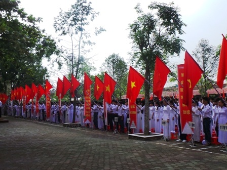 Lê khai giảng năm học mới tại Trường THPT Hàm Rồng, thành phố Thanh Hóa.