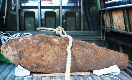 TPHCM: Phát hiện 2 quả bom dưới nền nhà dân 