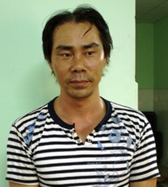 Bị thổi phạt, tấn công cả 2 CSGT - 1 Bị thổi phạt, tấn công cả 2 CSGT