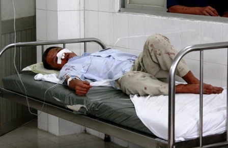 Hình ảnh vụ tai nạn khiến 2 người chết, 13 người bị thương