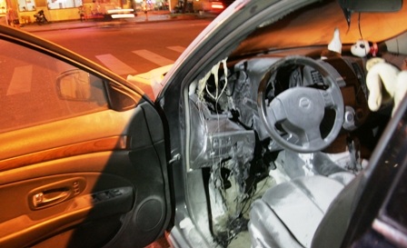 Đến lượt ô tô của diễn viên Lê Khánh bốc cháy - 3