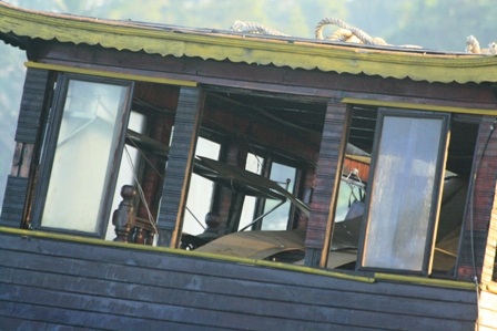 Trục vớt thành công tàu Dìn Ký - 5