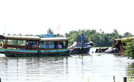 Vô vọng bên xác tàu Dìn Ký - 1