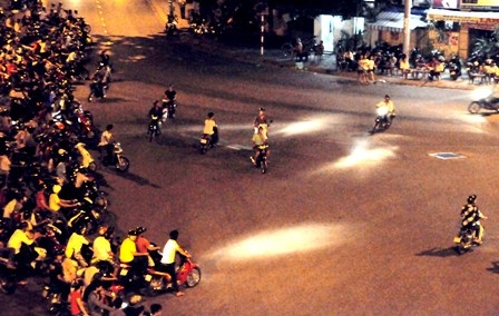 Một Thượng sĩ công an tử nạn khi đang truy quét “quái xế”  - 1