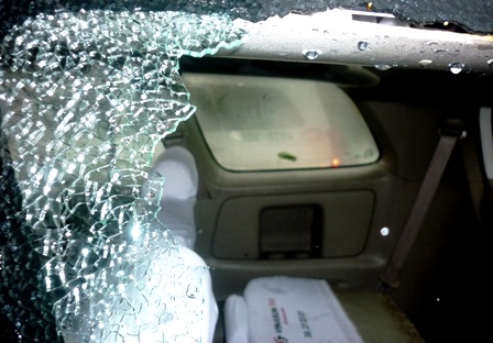 Hàng loạt sự cố xảy ra trong mưa đá - 3