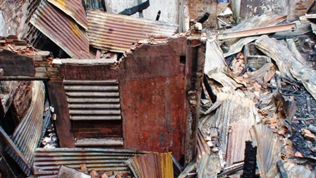 Hỏa hoạn thiêu rụi căn nhà, cụ bà bỏng nặng - 3