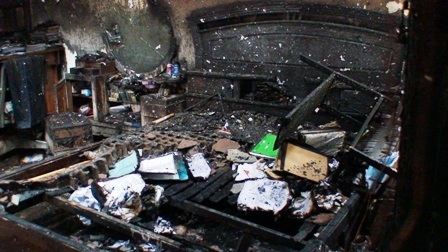 Hỏa hoạn thiêu rụi căn nhà, cụ bà bỏng nặng - 4