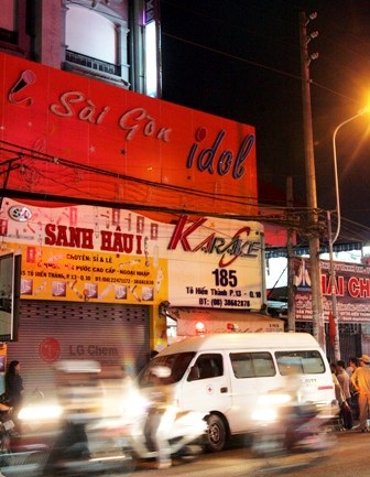 Bảo trì thang máy, một nhân viên chết thảm - 1