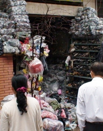 Hoảng loạn vì cháy lớn trong chợ Tân Bình - 1