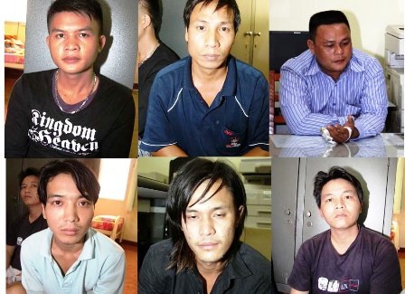 Thu giữ vũ khí của nhóm giang hồ núp bóng công ty xây dựng - 1 Thu giữ vũ khí của nhóm giang hồ núp bóng công ty xây dựng - 1