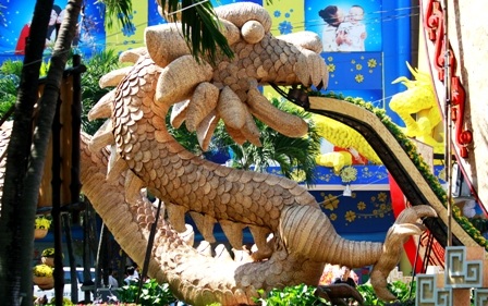 Năm Nhâm Thìn ngắm rồng trên phố - 5