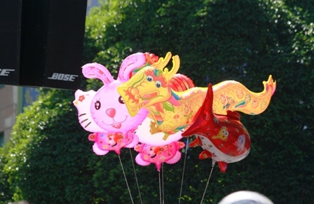 Năm Nhâm Thìn ngắm rồng trên phố - 7