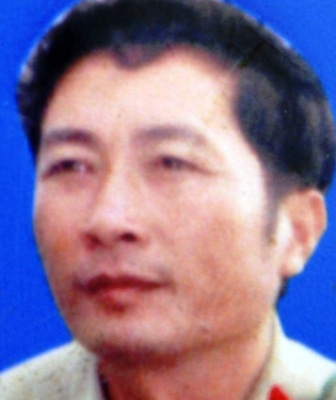 200 người truy bắt sát thủ bắn chết bố mẹ Chủ tịch xã