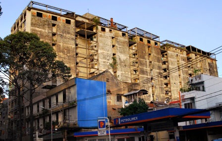 Chung cư 727 đang xuống cấp trầm trọng