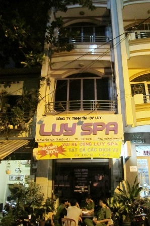 Cơ quan chức năng ghi nhận tại hiện trường vụ cháy