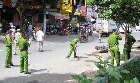 Cơ quan công an khám nghiệm hiện trường