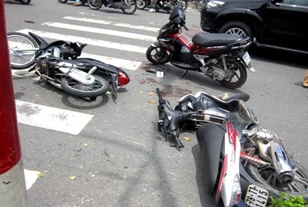 Hiện trường cuộc vật lộn giữa tên cướp và nạn nhân