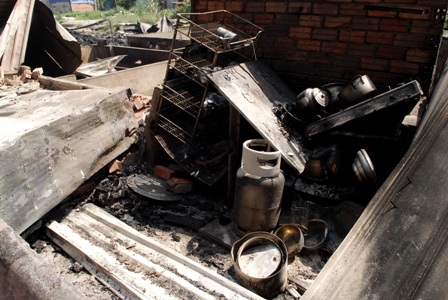 Thu dọn những gì còn xót lại