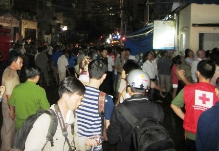 Sự cố xảy ra khiến hàng trăm người dân cư ngụ nơi đây hoảng loạn