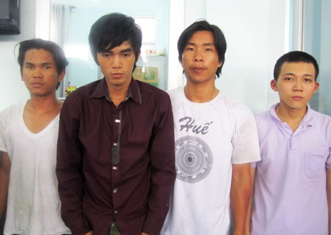 Khởi tố băng cướp chém lìa tay phụ nữ, cướp SH - 1 Băng cướp gieo nỗi kinh hoàng về đêm bị khởi tố