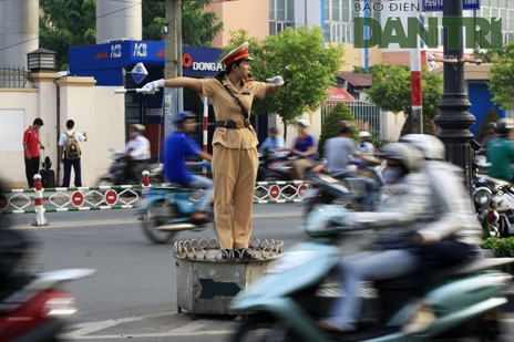 Những “bóng hồng” CSGT ở thành phố Hồ Chí Minh - 5 Trung Kiên