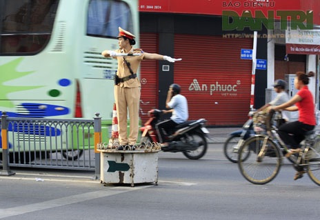 Những “bóng hồng” CSGT ở thành phố Hồ Chí Minh - 6 Trung Kiên