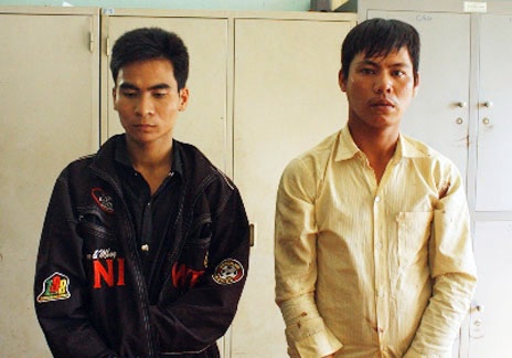 Phạm pháp hình sự tại TP.HCM được chặn đứng, kéo giảm - 2 Lực lượng CSCĐ trong một lần làm tuần tra, kiểm soát trên phố về đêm