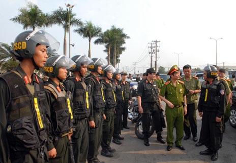 Thứ trưởng Bộ Công an thăm hỏi, chúc Tết 