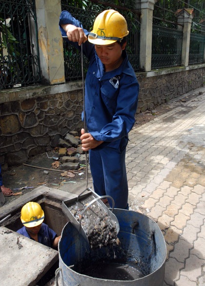 Thành phố sạch đẹp, an toàn hơn nhờ các anh