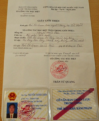 Một số giấy tờ của Nguyễn Thành Chơn dùng khi lừa đảo