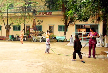 "Khách sạn" tiền tỷ dành cho người nghèo - 2 Những mảnh đời cơ nhỡ có nơi nương tựa