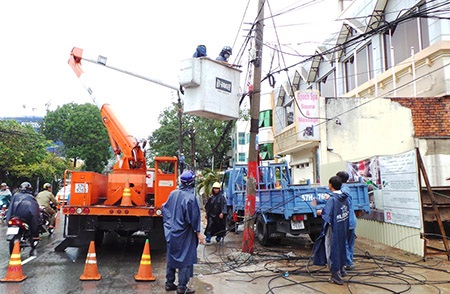 Lực lương chức năng khắc phục sự cố