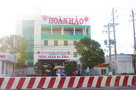 Sản phụ đẻ rơi sau khi rời... phòng khám, con tử vong - 2 Phòng khám Đa khoa Hoàn Hảo 4 nơi sản phụ Tư vào kháng lúc 3h45 sáng 8/11