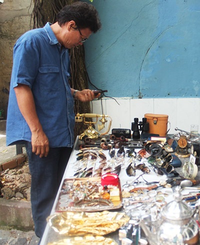 Nhiều người tìm đến đây để thoả mãn đam me sưu tầm đồ cổ