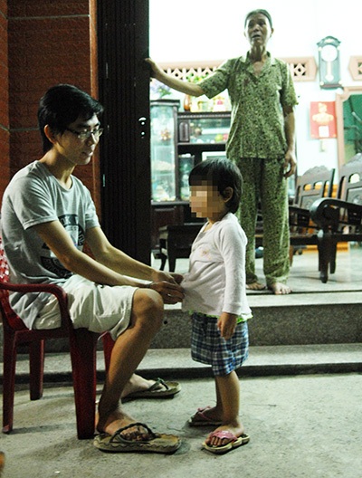 Bé M. đã được giải cứu an toàn nhờ sự mưu trí, bình tĩnh của bà ngoại