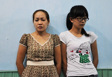 “Không ép trẻ ăn đồ ói ra thì lấy đâu cháo cho ăn tiếp?” - 1 Bảo mẫu khai: Không ép trẻ ăn đồ ói ra thì lấy đâu cháo cho ăn tiếp?