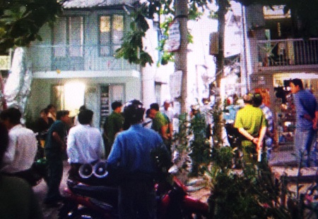 Công an bao vây căn nhà, chờ thời cơ ập vào giải cứu con tin