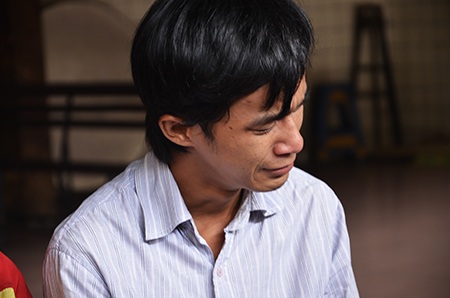 Vụ nổ làm 4 sinh viên thiệt mạng: Đau đớn nhận xác người thân - 3 Anh trai của sinh viên thiệt mạng trong vụ nổ là Nguyễn Hoàng Nhân không tin em mình đã chết