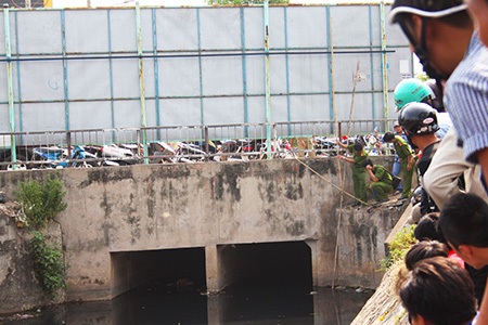 Khu vực phát hiện vật giống cáy tay người