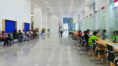 “Đột nhập” trung tâm hành chính 1.400 tỷ đồng của Bình Dương - 4 Chỉ riêng khu vực làm việc của Sở Kế hoạch và Đầu tư có đông người dân, doanh nghiệp đến liên hệ