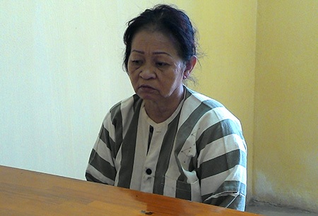 Vụ du khách bị cướp dây chuyền, đánh trọng thương: Khu vui chơi tăng cường “phòng thủ” - 7 Nữ quái Đinh Thị Thu bị bắt tại cơ quan công an quận 11