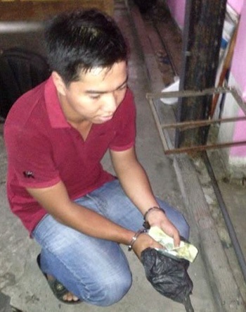 Đối tượng giả danh công an đi lừa đảo bị bắt tại cơ quan công an