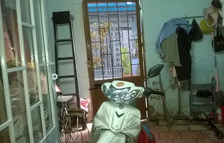 Bọn “đạo chích” đã đột nhật từ cánh cửa phía sau của nhà anh An