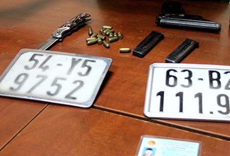 Tang vật thu giữ tại phòng trọ của tên Phương