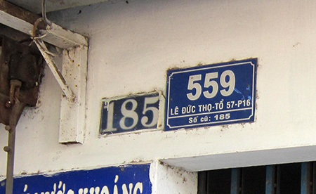 Số nhà như đánh đố người tìm